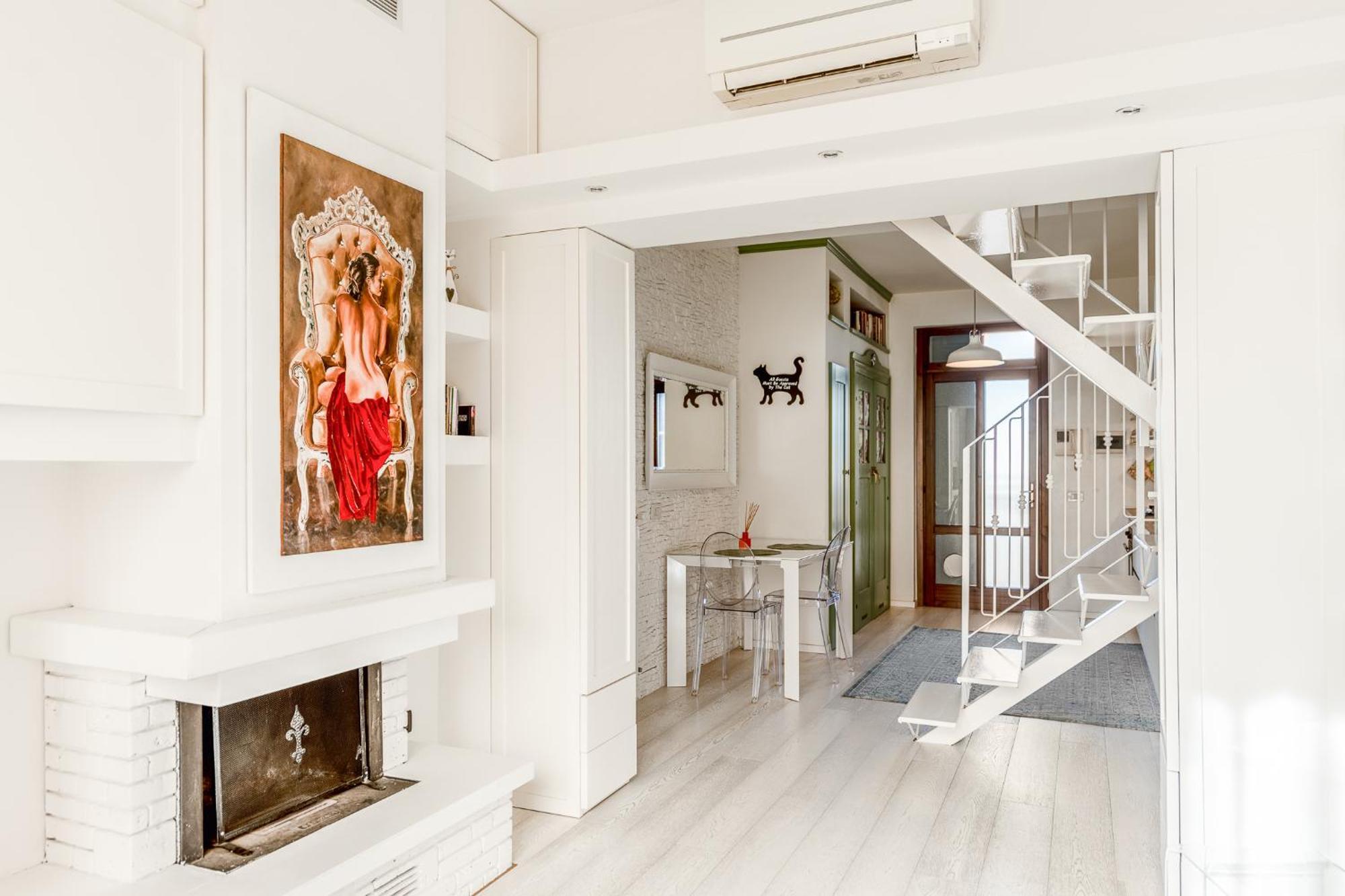 Bright Loft - Free Private Parking Appartement *